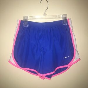 Girls L Nike running shorts!